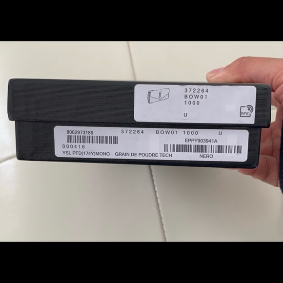 YSL Large Grain de Poudre Leather Flap Wallet - Picture 7 of 13